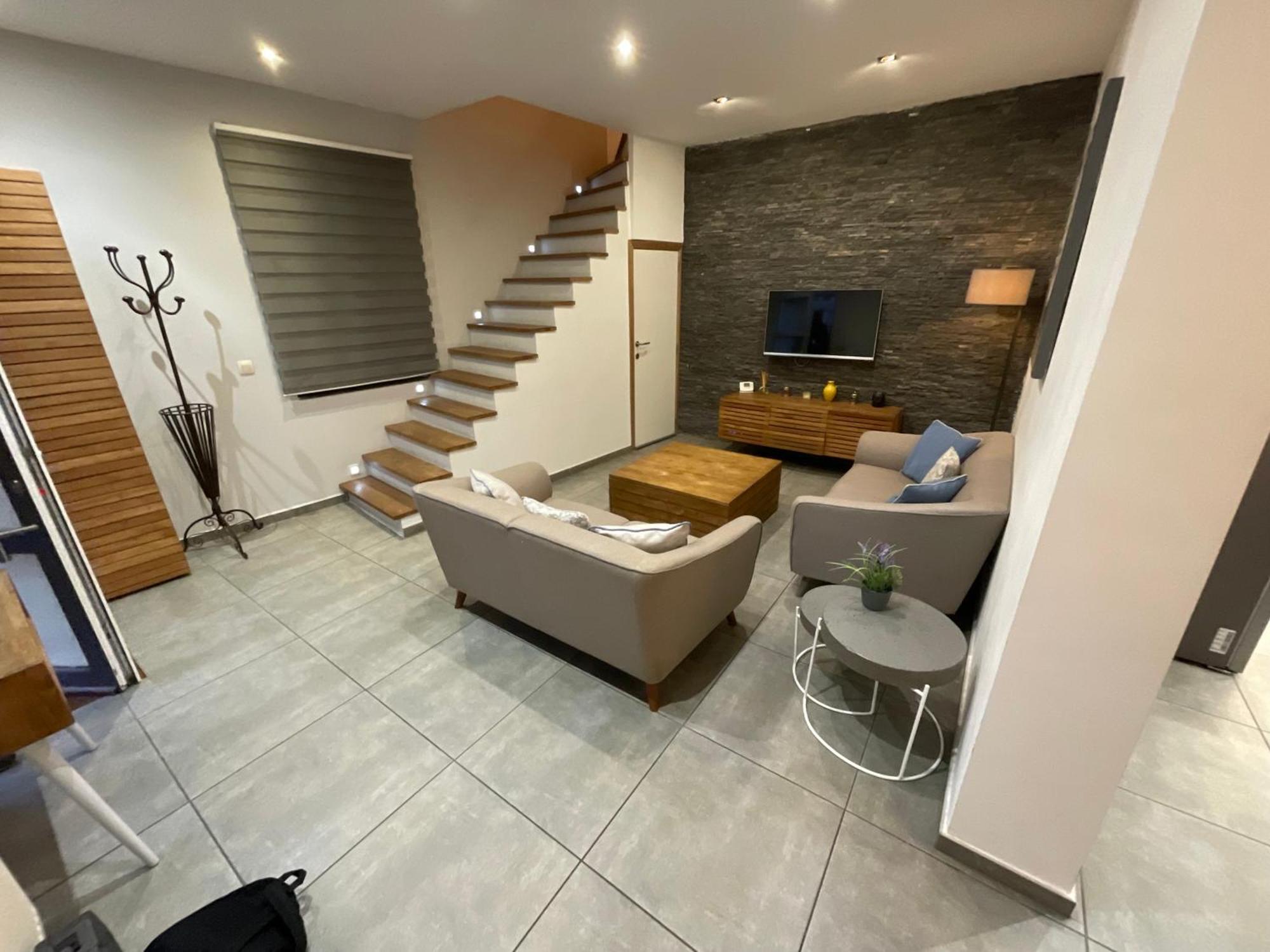 Maison 3 Chambres Proximite Aeroport Et Grand Axes Шарлеруа Екстер'єр фото